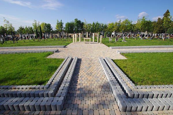 Rekonstrukce hřbitova - Kolumbárium, vsypová loučka, chodníky - po realizaci 02