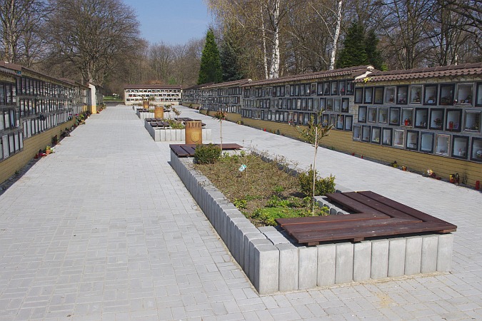 Městský hřbitov - Oprava zpevněných ploch kolumbária - po realizaci 02