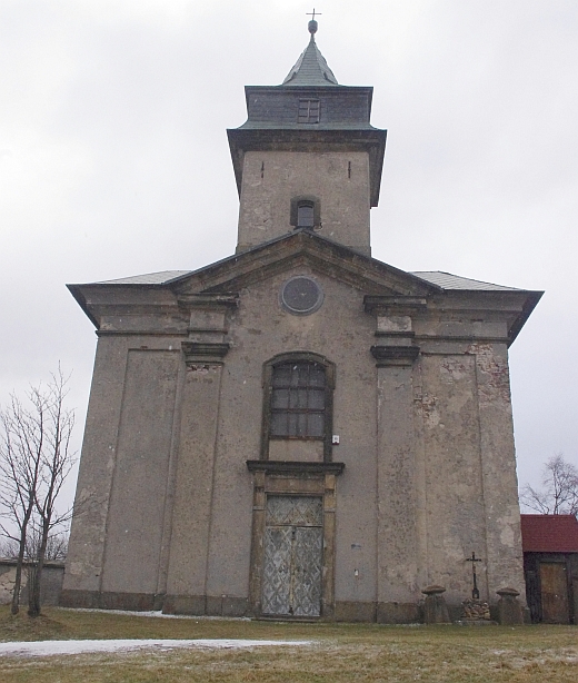 Kostel Nanebevzetí Panny Marie- Cínovec (stav únor 2015)
